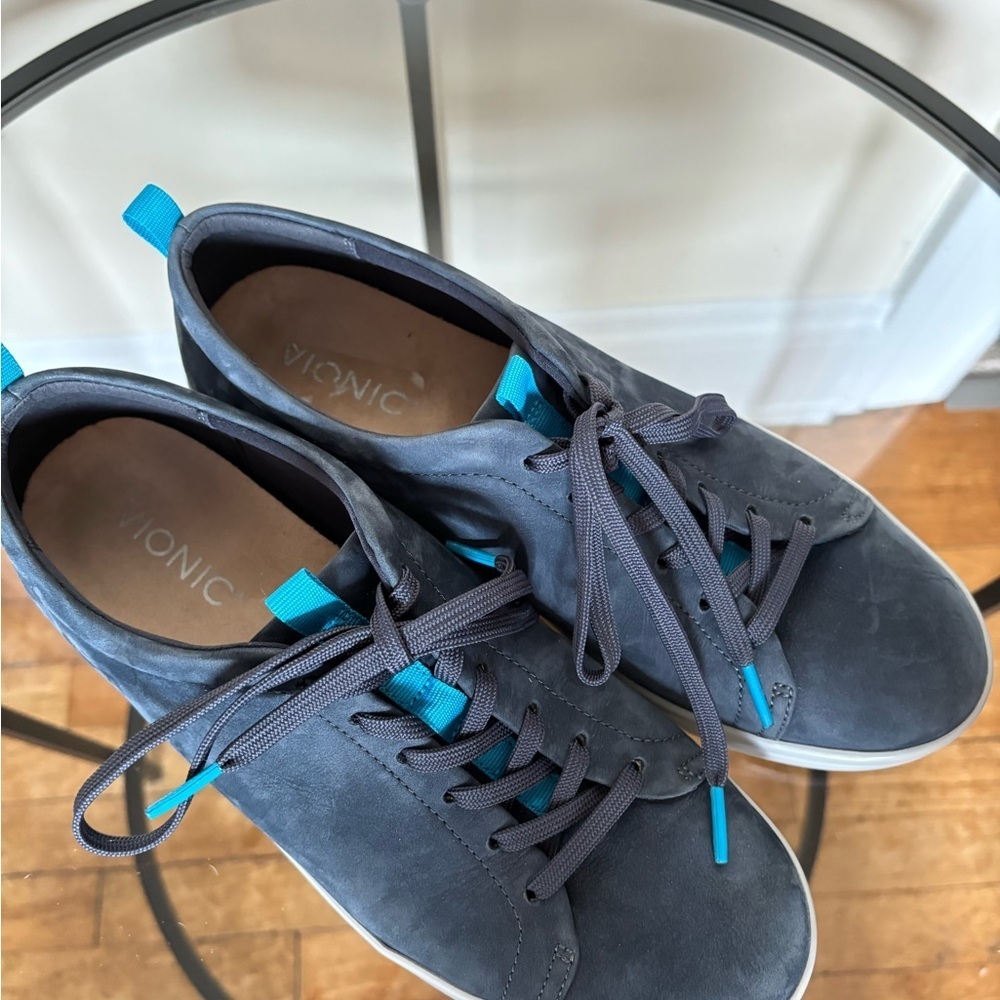 Vionic Women’s Navy Suede Sneakers Paisley - Picture 2 of 9